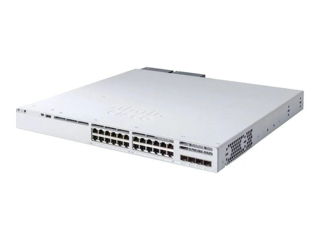 Cisco Catalyst C9300L-24P-4G-E 24-Port PoE+ Network Essentials Switch